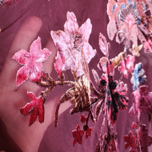 NWT Torrid Burnout Velvet Kimono Burgundy Floral size 00/0 M/L - Picture 9 of 16